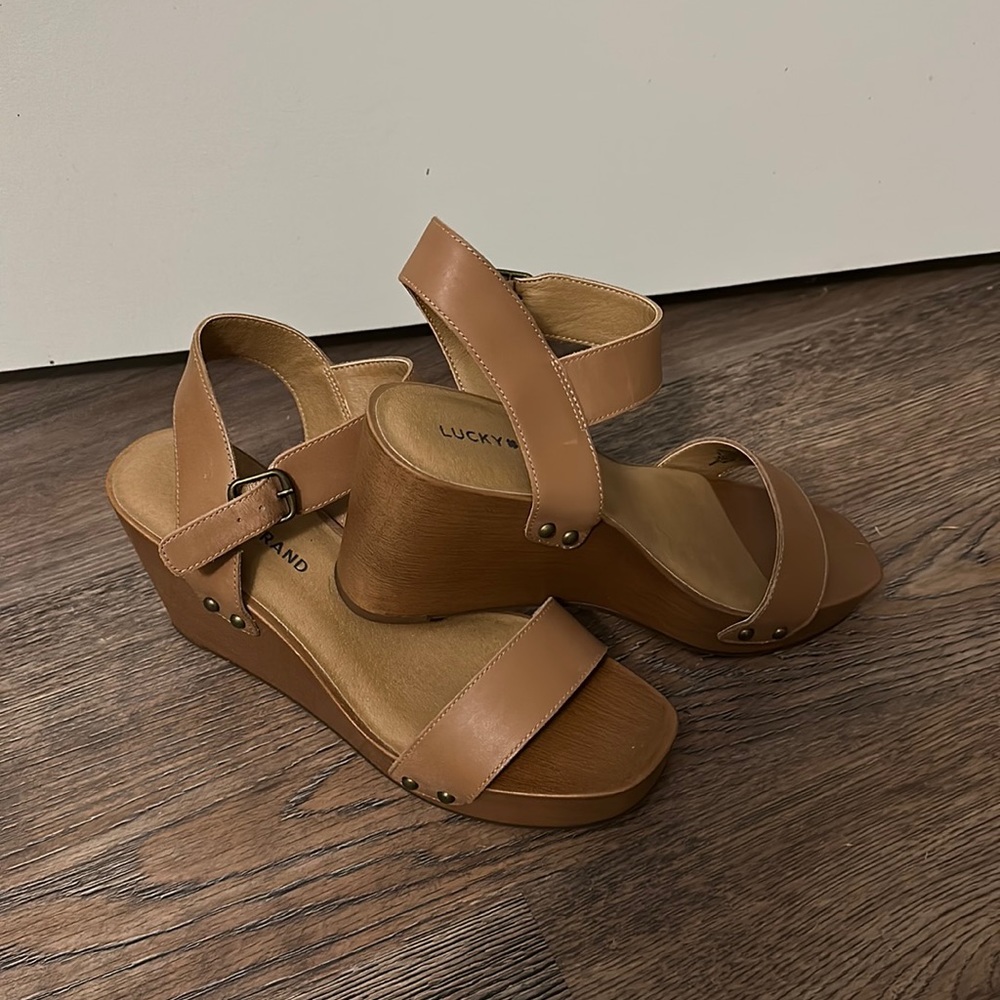Lucky brands wedges